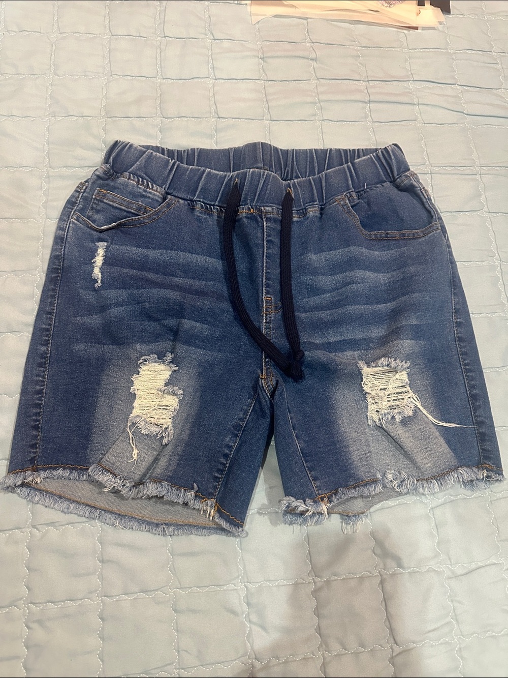 NWOT Distressed Elastic Waist Denim Shorts - Blue size XL